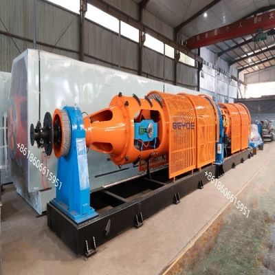 Yüksek Hızlı Tubular Stranding Makinesi 7 Tel Düşük yoğunluklu Yağ Yağ Yağlama ve Ayrı AC Değişken Frekanslı Motor
