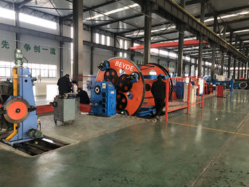 Güç Kablosu Veri Kablosu İçin Çok İşlevli Kablo Şekillendirme Makinesi 13.9-33.1 RPM